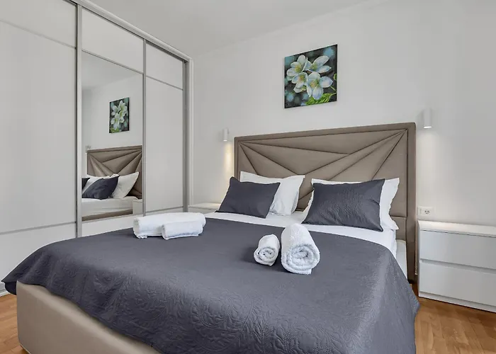 San Marino מאקרסקה