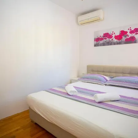 Apartment San Marino Makarska