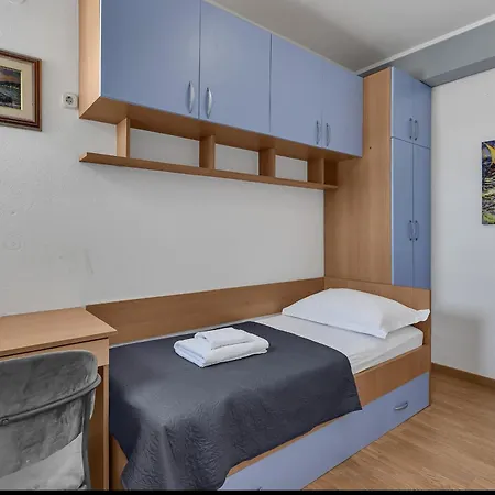 San Marino * Makarska