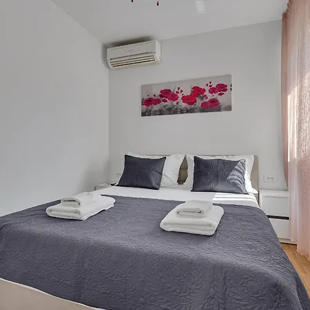 San Marino * Makarska