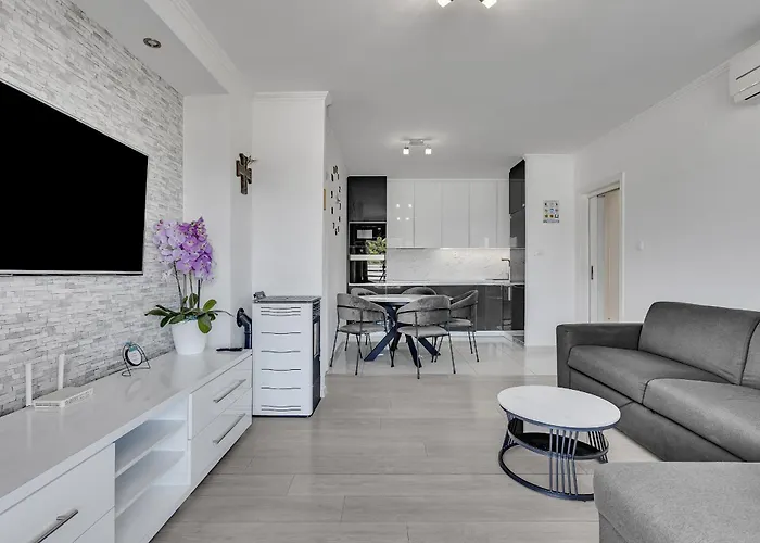 San Marino * Makarska